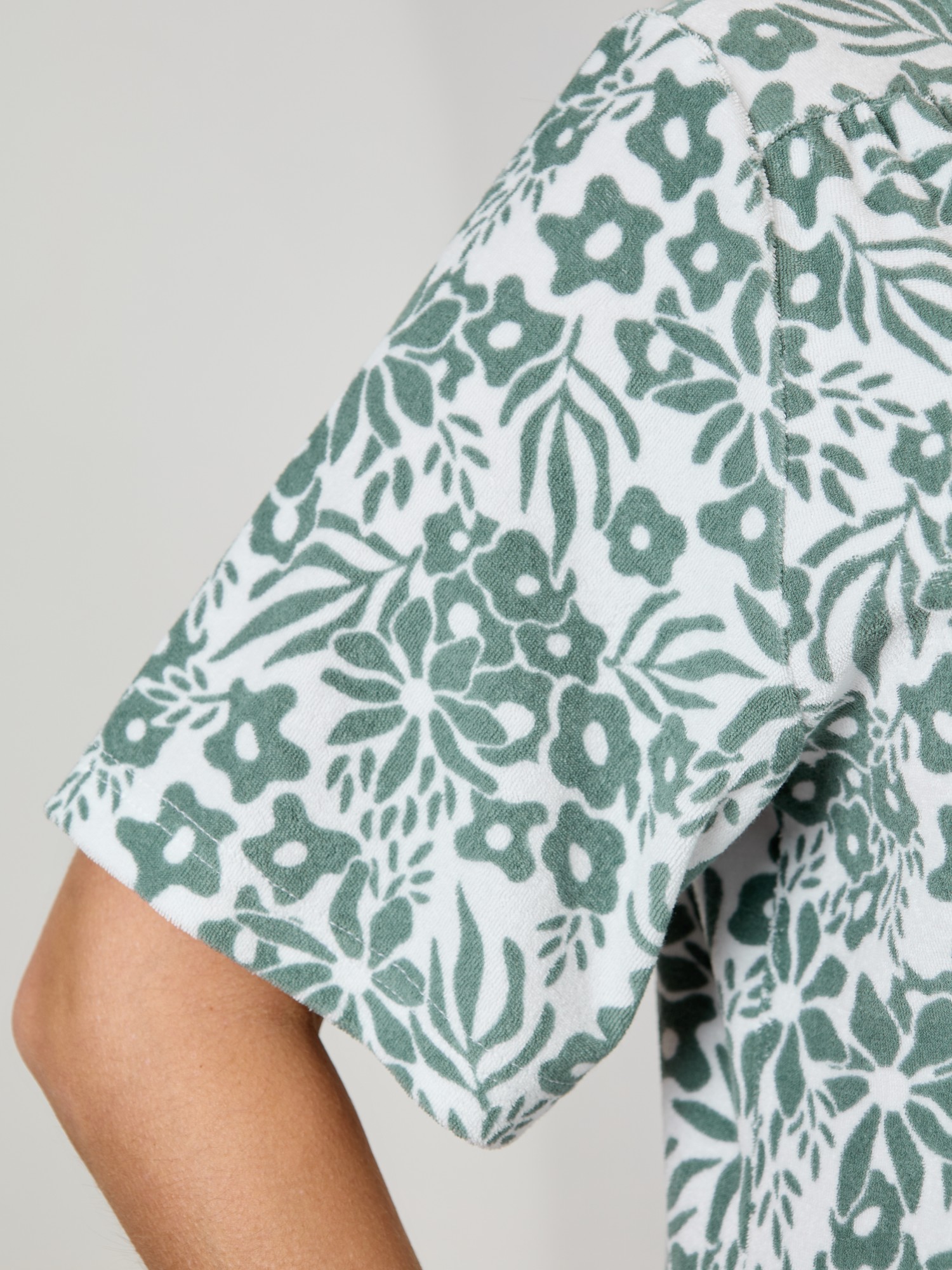 Халат Мира - 6 Халат Мира - 6