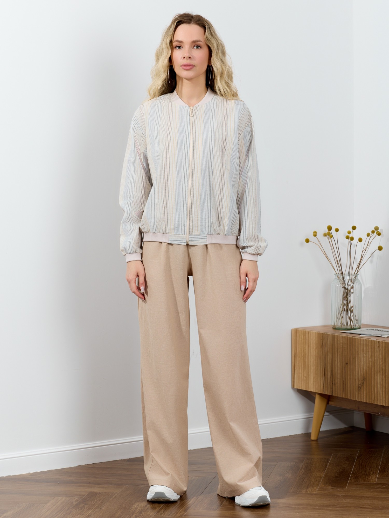 Бомбер Эйра-6 - 16