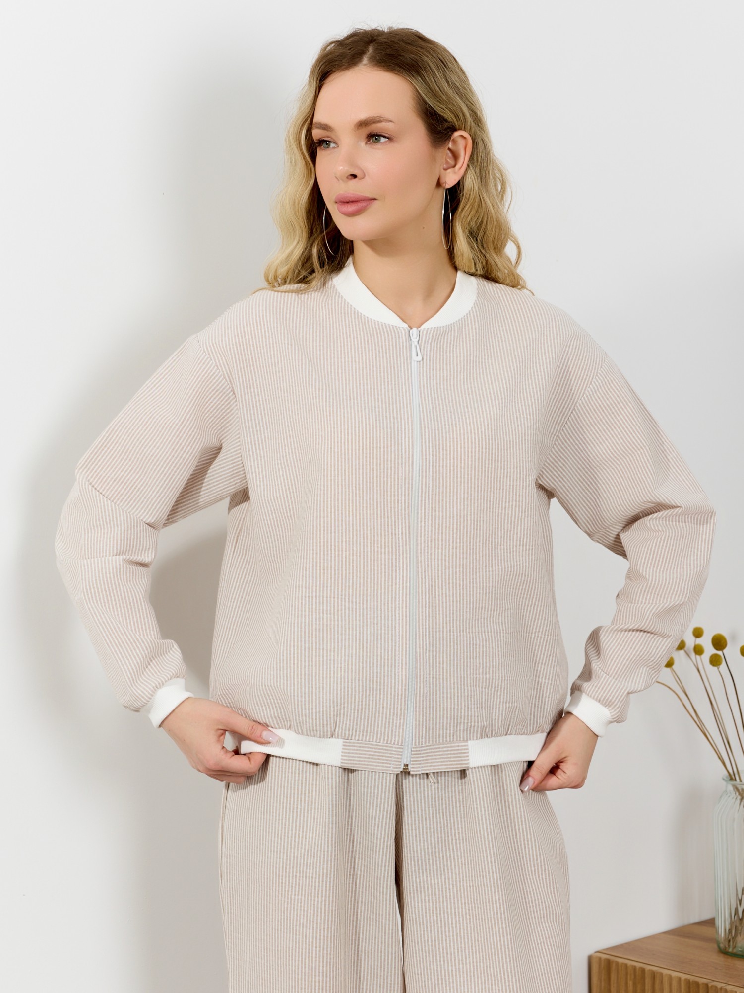 Бомбер Эйра-6 - 12