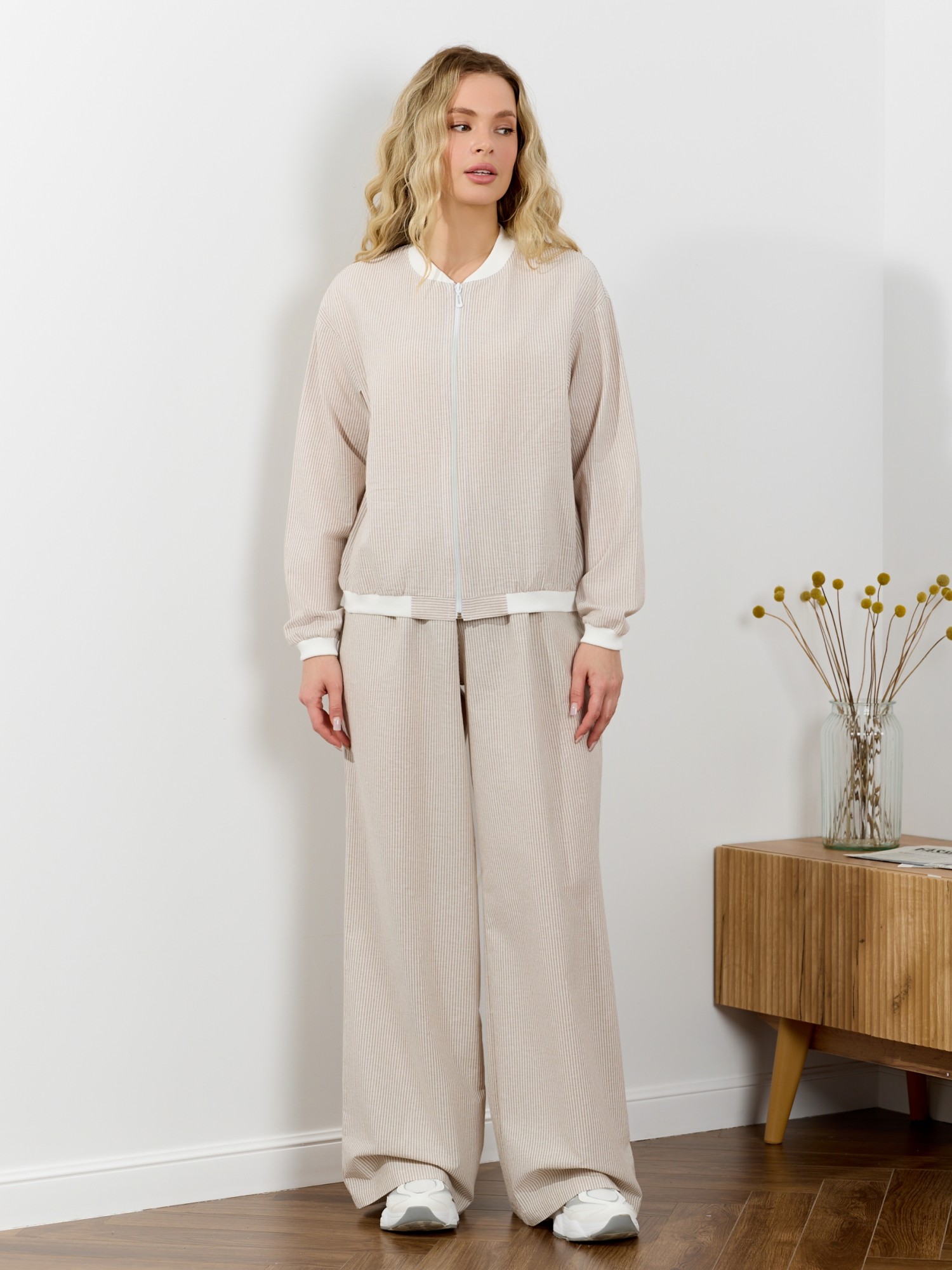 Бомбер Эйра-6 - 14