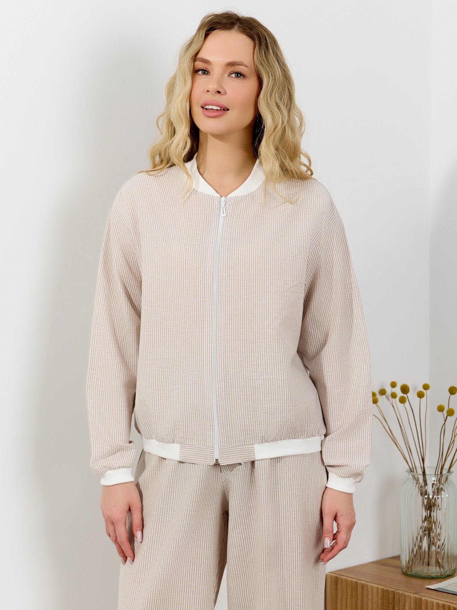 Бомбер Эйра-6 - 15